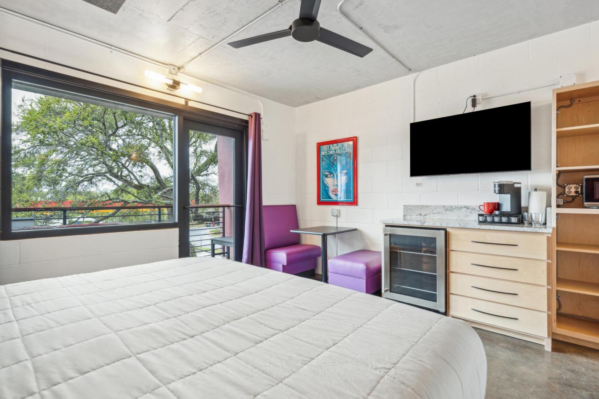 Boutique Vera Hotel In The Heart Of Folly Beach Exterior photo