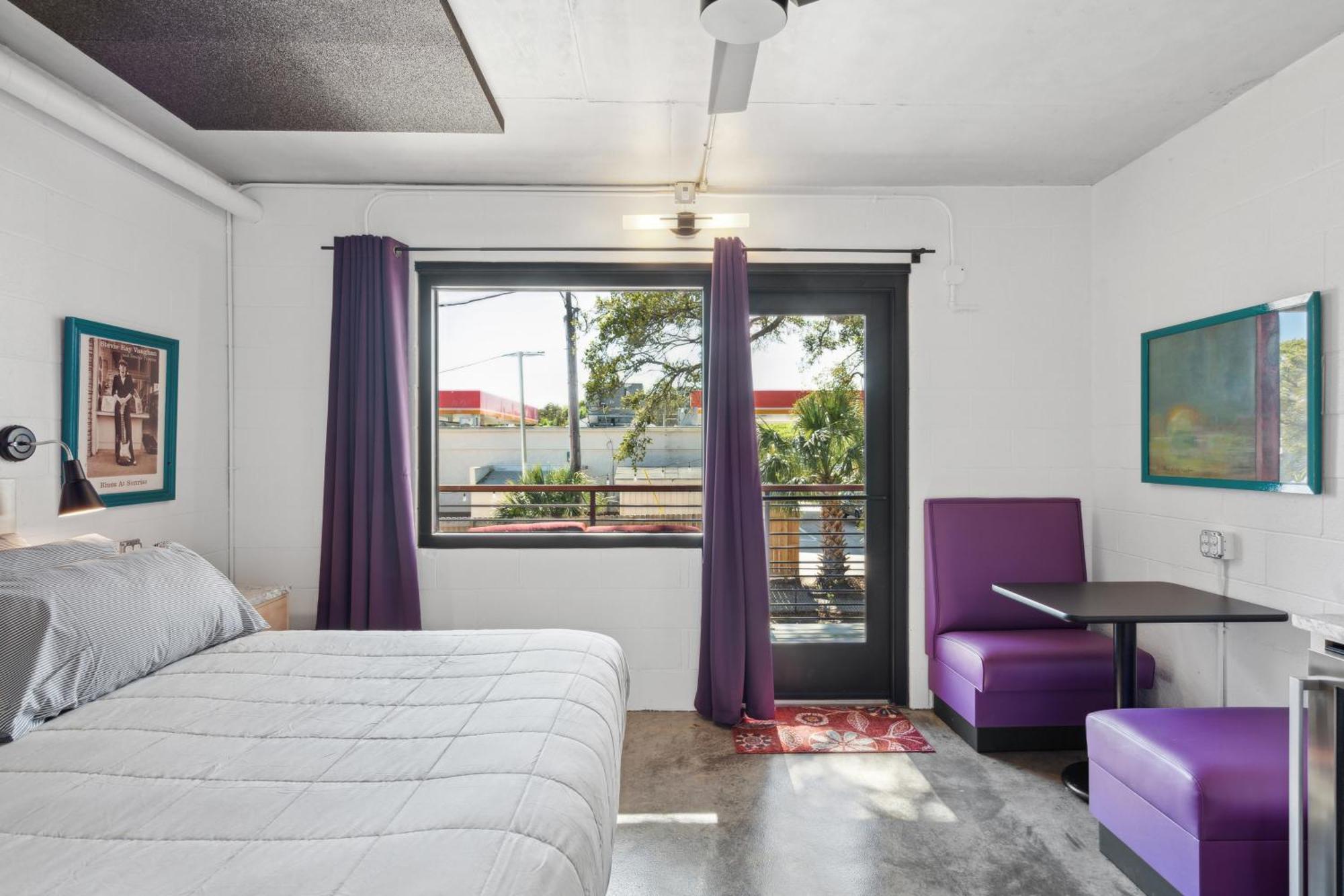 Boutique Vera Hotel In The Heart Of Folly Beach Exterior photo