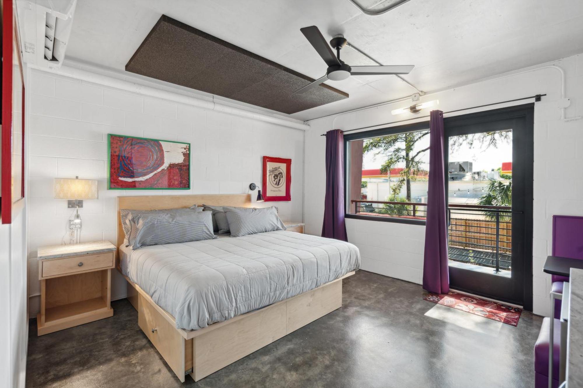 Boutique Vera Hotel In The Heart Of Folly Beach Exterior photo